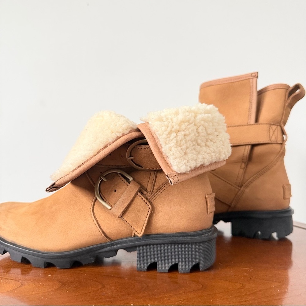 Sorel Women’s Phoenix Moto Cozy Waterproof Leather Winter Boot | US 6.5